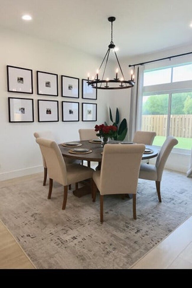 Foto del edificio - 1853 Shower Tree Way