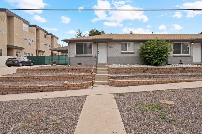 Building Photo - 2528 W 26th Ave
