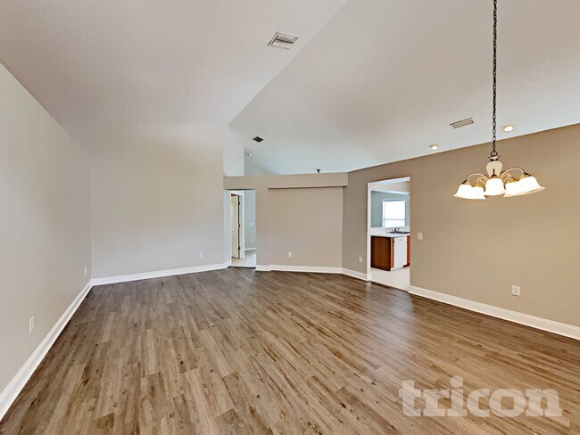 Building Photo - 6926 Waterbrook Ct