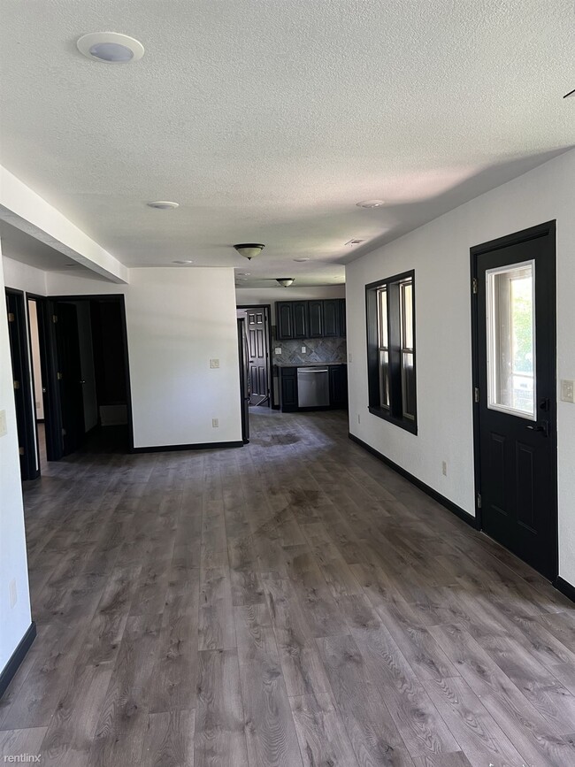Foto del edificio - 3 br, 2 bath House - 707 South Parrott Drive