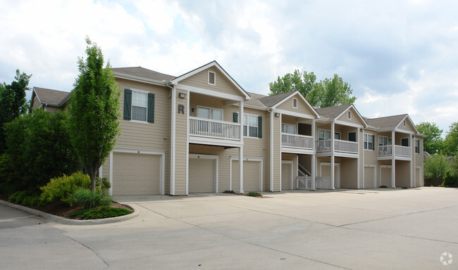 Tuckaway Apartments - Lawrence, KS | Apartments.com