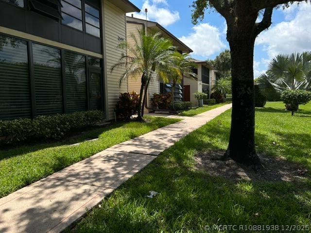 Building Photo - 15492 Lakes of Delray Blvd