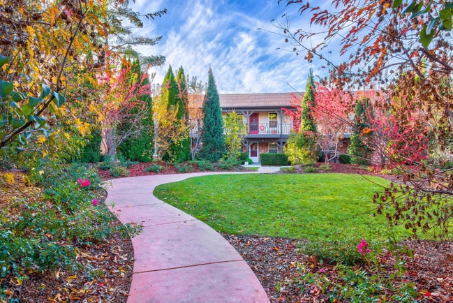 Building Photo - 333 S Straughan Ave