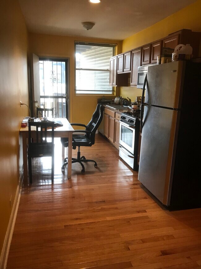 Foto del edificio - 5207 S Drexel Ave