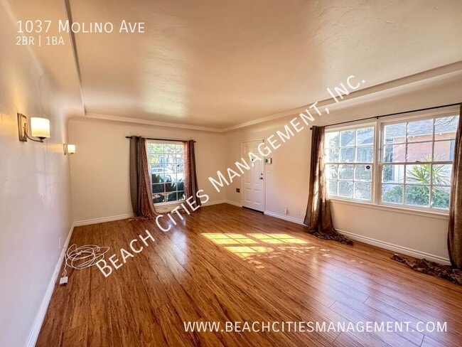 Foto del edificio - 1037 Molino Ave