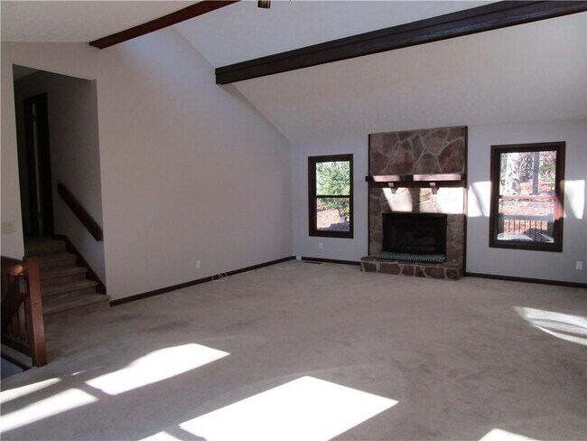 Foto del edificio - 1623 Rex Dr