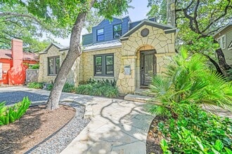 Building Photo - 258 Tuxedo Ave