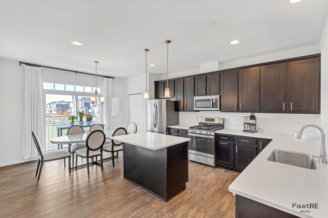 Foto del edificio - 13935 S Belmont Dr