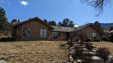 Building Photo - 3926 Broadmoor Valley Rd