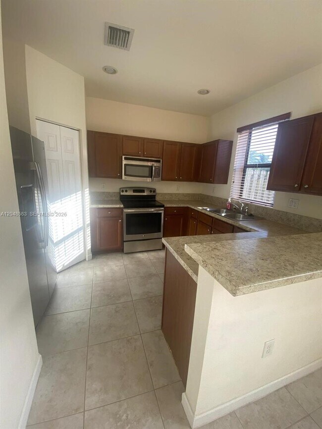 Foto del edificio - 17460 SW 153rd Ave