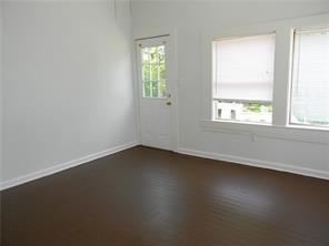 Foto del edificio - Studio, 1 bath Apartment - 1009 E. 2nd St