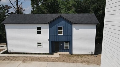 Building Photo - 9441 Radio Rd