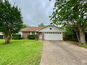 Building Photo - 4814 General Ewell Dr