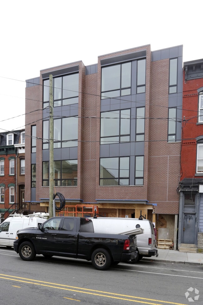 Building Photo - 312 Pacific Ave