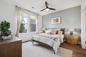 Building Photo - Alexan Pena Station