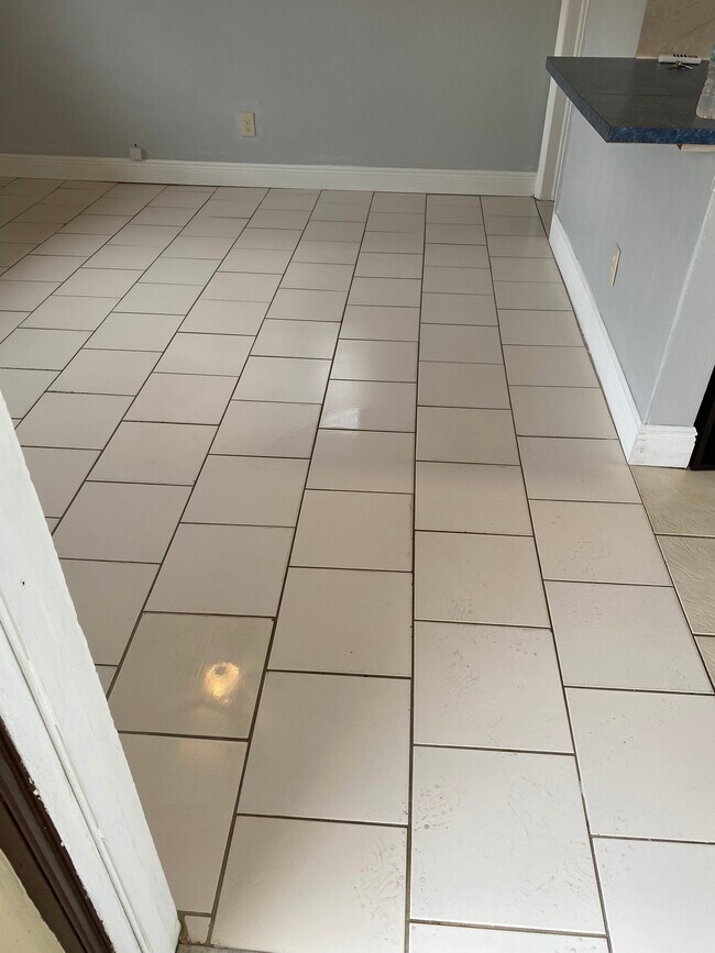 Sala de estar - 5214 SW 91st Ave