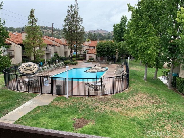 Building Photo - 5604 Las Virgenes Rd