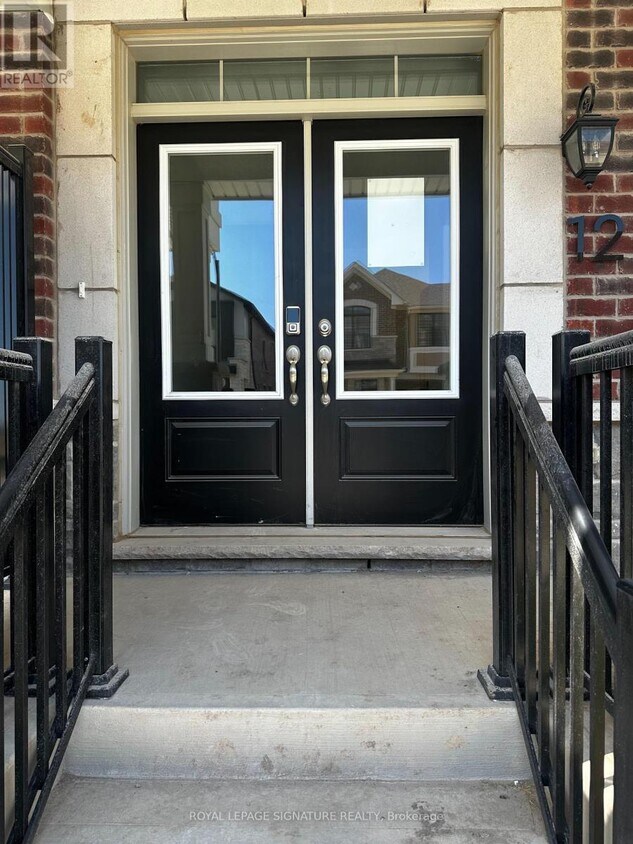 Photo principale - 1259-1259 Lily Cres