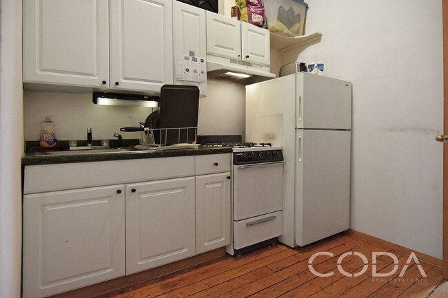 Foto del edificio - 800 Grand St