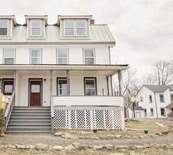 Building Photo - 5728 209