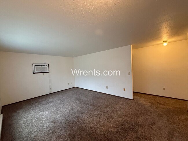 Foto del edificio - 28-30 E. Courtland