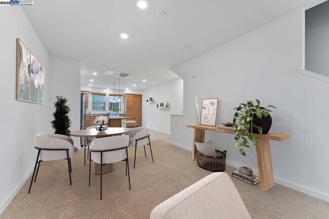 Foto del edificio - Beautiful Recently Built 2 Bedroom 2.5 Bat...