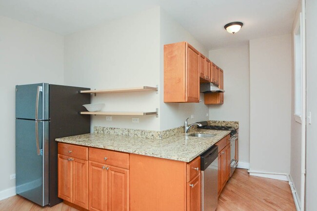 Building Photo - 891 Green Bay