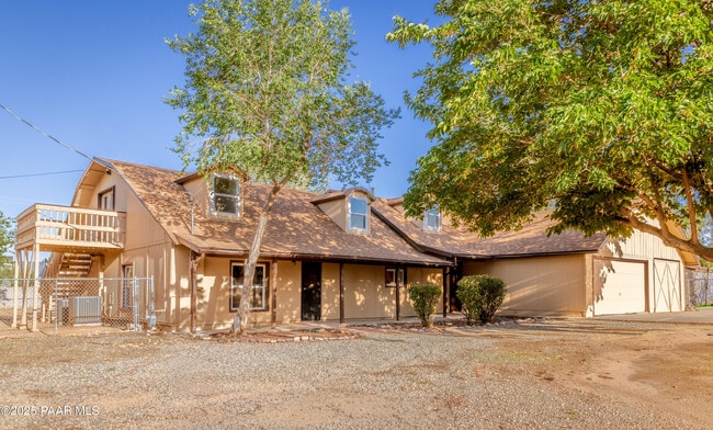 Building Photo - 3225 N Starlight Dr