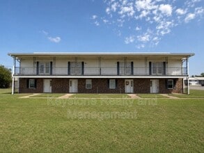 Building Photo - 270 Thompsonville Ln