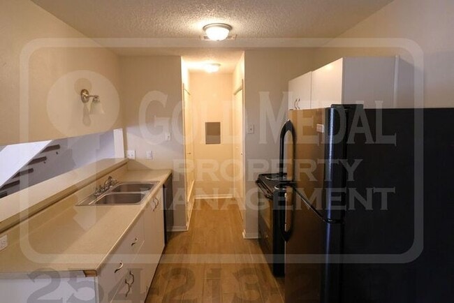 Building Photo - 503 Longhorn Cir