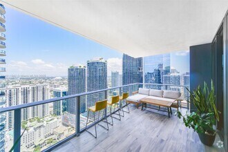 Building Photo - 1010 Brickell Ave