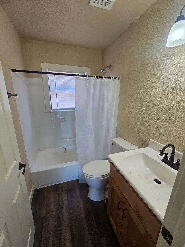 Foto del edificio - Modest in Mineral Wells