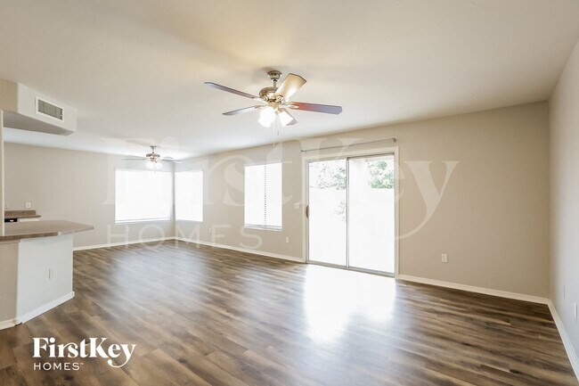 Foto del edificio - 6984 W Cactus Wren Dr