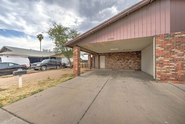 Foto del edificio - READY TO TOUR NOW! Adorable 2 Bath 1 Bed Home in Glendale