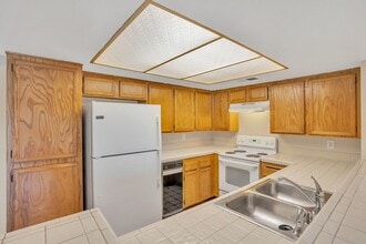 Building Photo - 5885 El Cajon Blvd