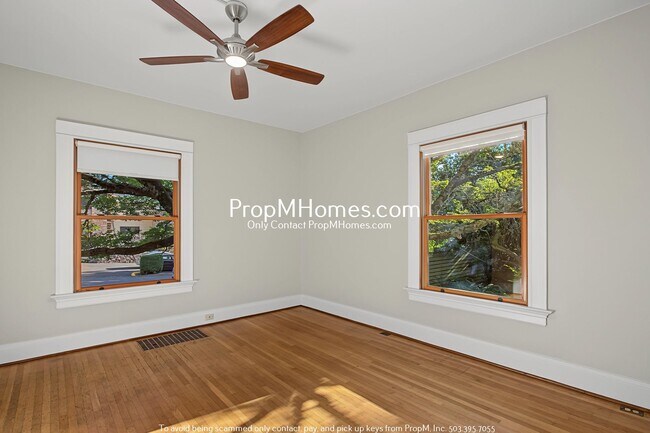 Foto del edificio - Updated Two Bedroom Duplex in Buckman!