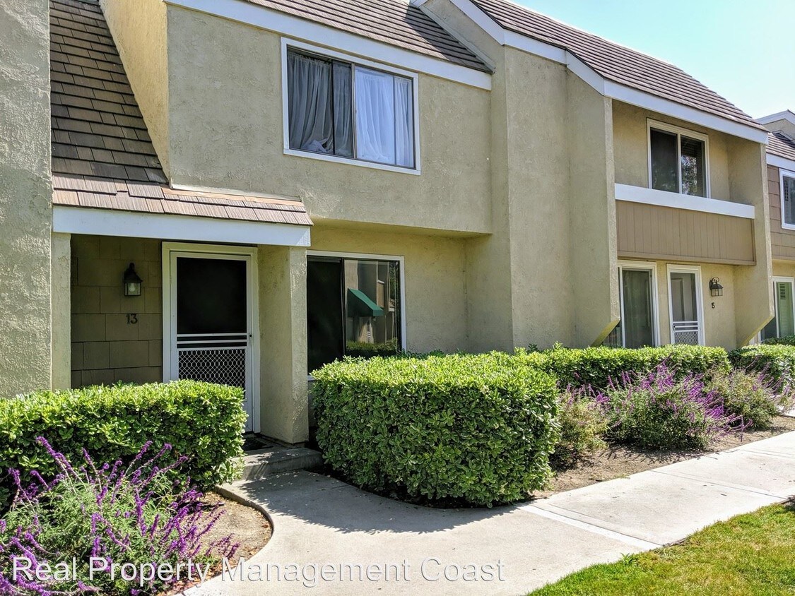 Primary Photo - 2 br, 1.5 bath House - 13 Brookfield