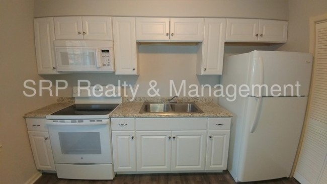 Foto del edificio - 1 Chesterfield Ct