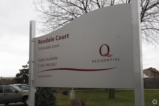 Photo du bâtiment - Rexdale Court