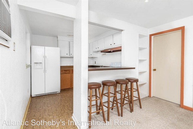 Foto del edificio - 2 br, 1 bath House - 216 64th Street  Unit#A