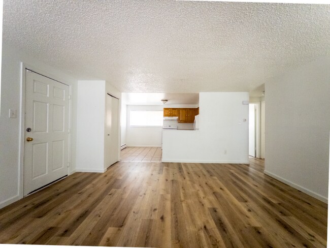 Foto del edificio - 2136 Friendship Pl