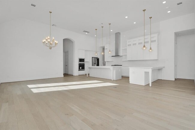 Foto del edificio - 3207 Caney Dr