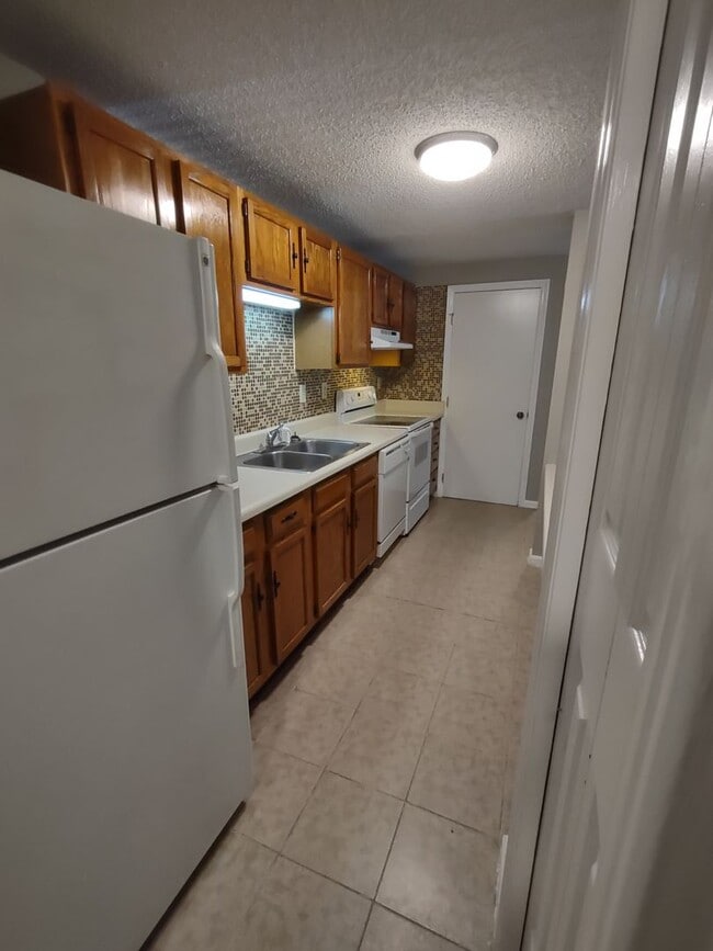Foto del edificio - Move in ready condo in the UNCC area!