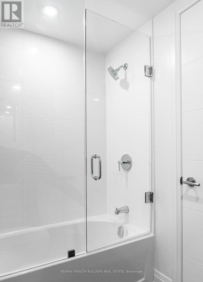 Photo du bâtiment - 219 Jarvis St