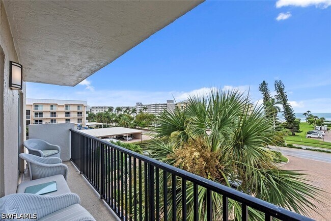 Foto del edificio - 3500 Gulf Shore Blvd N