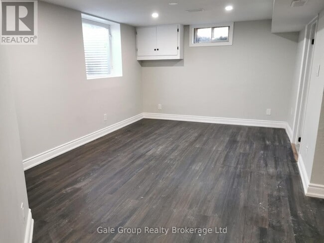 Building Photo - 74 Aileen Dr