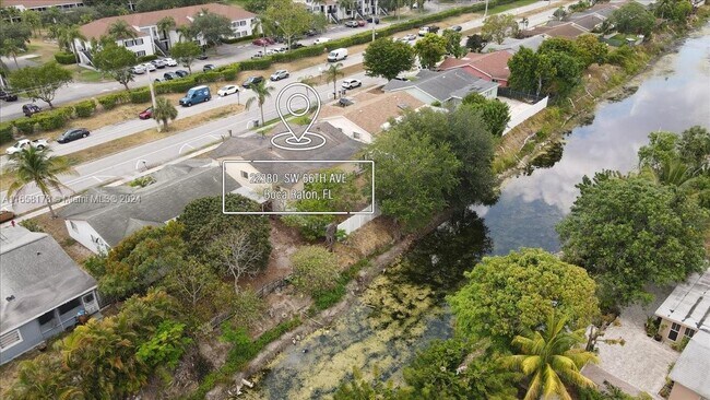 Foto del edificio - 22380 SW 66th Ave