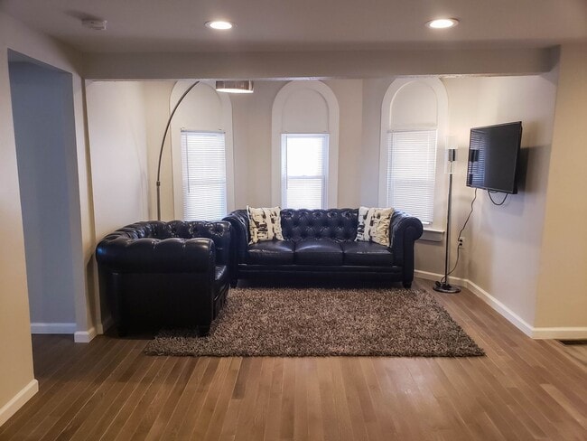 Photo - 171 Olive St Apartment