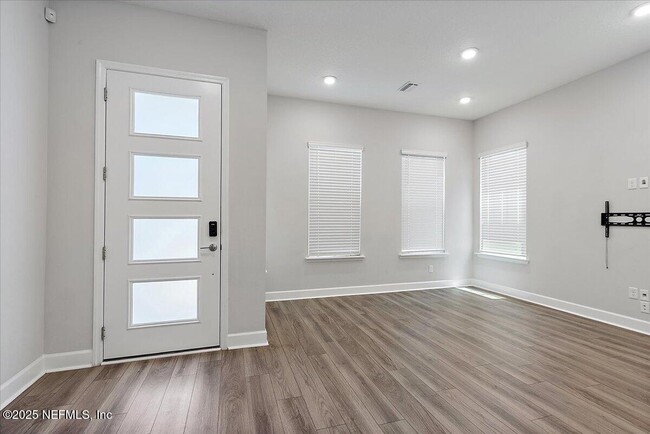 Foto del edificio - 7447 Loggerhead Ct