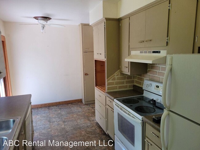 Building Photo - 3 br, 1 bath House - 605 Clark Ave